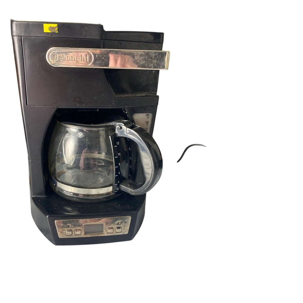 BLACK DELONGHI COFFEE MAKER WITH GLASS CARAFE AND DIGITAL TIMER